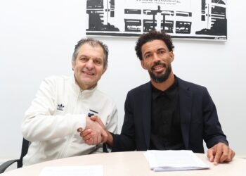 Vozinha agora é jogador do Cacique!